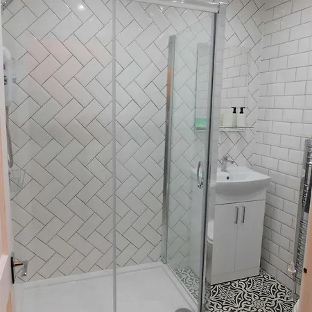 Beautiful 3 Bed In The Centre 公寓