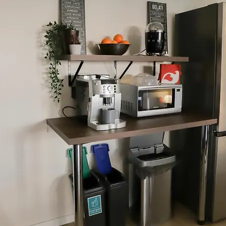 Number1townhouse With Private Balcony & Parking Appartement *