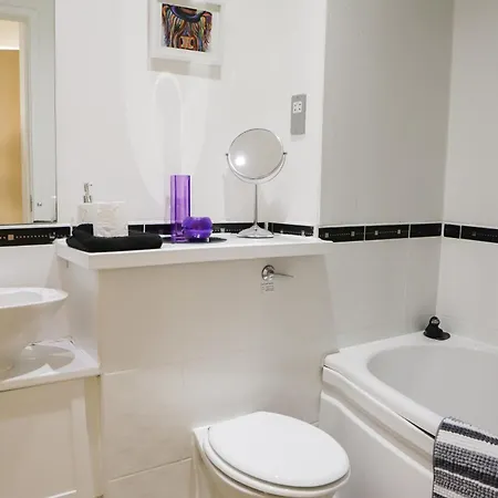 Appartement Number1townhouse With Private Balcony & Parking *
