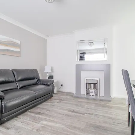 Kirkwood House 2 Bedroom House In Coatbridge Glasgow