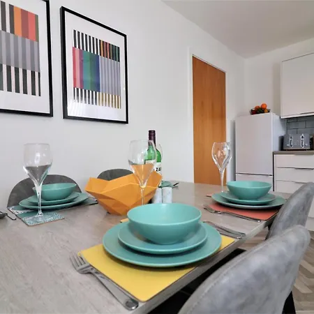 Signature - Great Western View Holiday home *