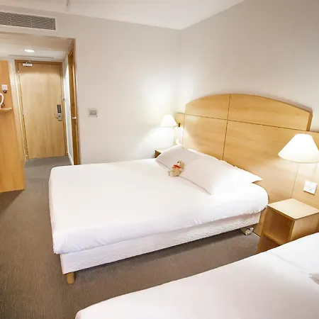 Campanile Secc Hydro Glasgow