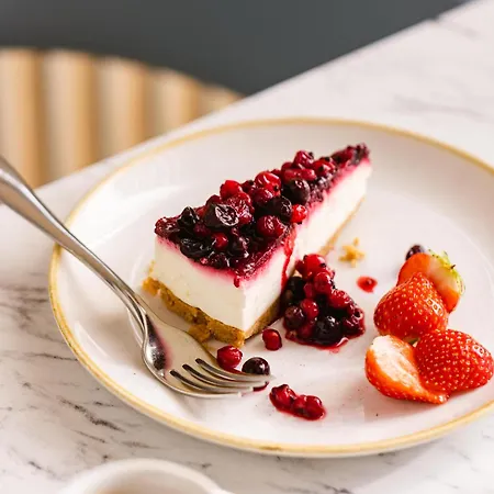 Leonardo West End Ξενοδοχείο 3*