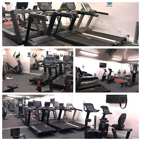 Glynhill & Near Airport Hotel 4*