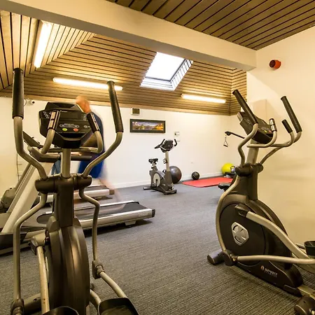 Glynhill & Near Airport Glasgow
