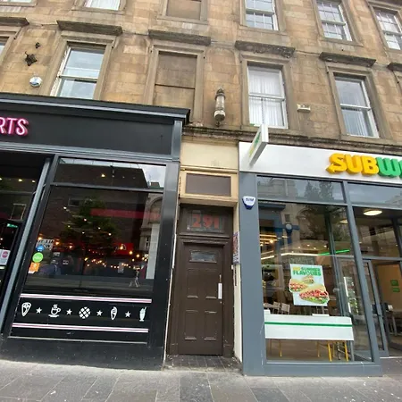 Pass The Keys Artistic And Stylish 2 Bedroom Flat In Centre Apartment Glasgow