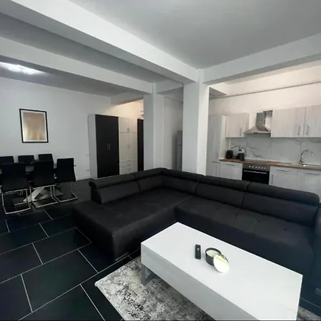 Dream House Apartment *