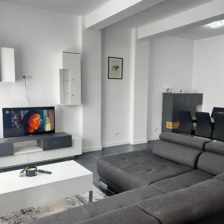 Apartment Dream House *