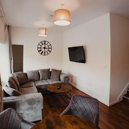 Royal Chambers Serviced Appartamento *