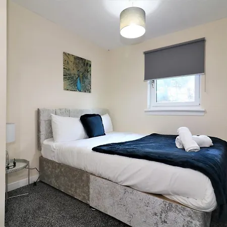 Signature - Shield House Glasgow