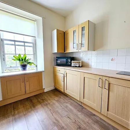 Huge Family In Apartment Glasgow