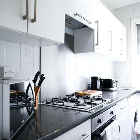 Glasgow, 3 Bed Close To City Centre, Free Street Parking * 格拉斯哥