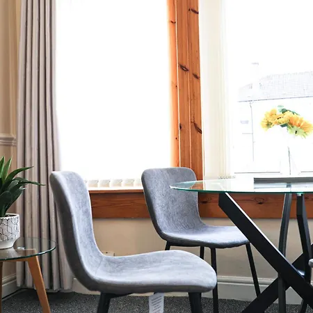 Glasgow, 3 Bed Close To City Centre, Free Street Parking 公寓 *
