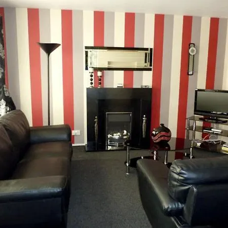 Clyde View Apartment *