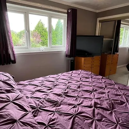Spacious Near Сasa de vacaciones Glasgow