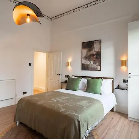 Appartement The West End Retreat - Your Luxurious 5*