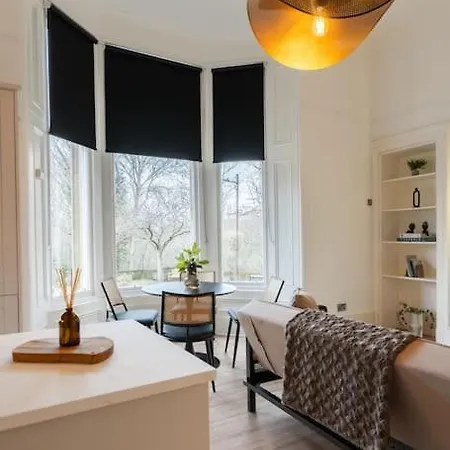 Apartment The West End Retreat - Your Luxurious 5* *