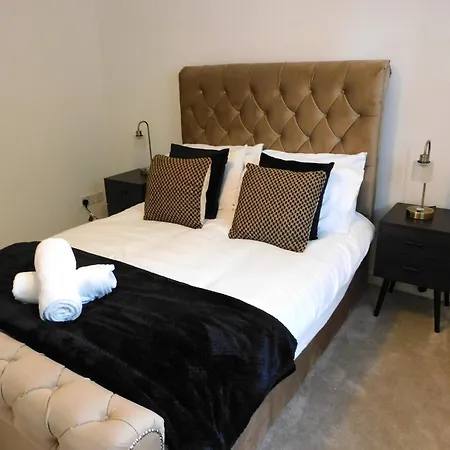 Fabulous 2 Bed 10 Mins From Centre *