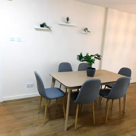 アパート Fabulous 2 Bed 10 Mins From Centre グラスゴー