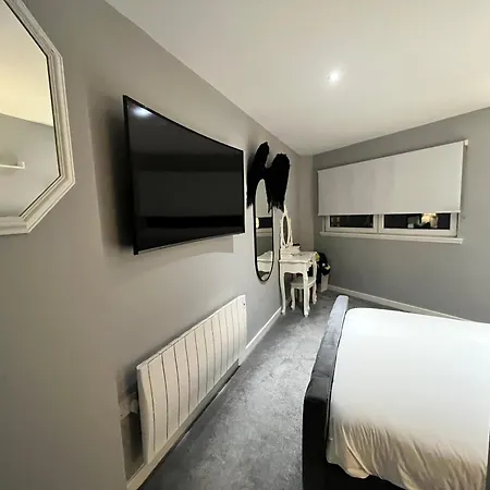 Glas-go 2 Bedroom 3 Min Walk To Secc Hydro Free Parking Onsite Glasgow