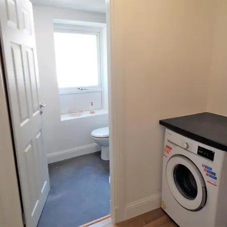 Signature - Langlands House アパート *