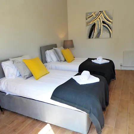 Signature - Langlands House * Glasgow