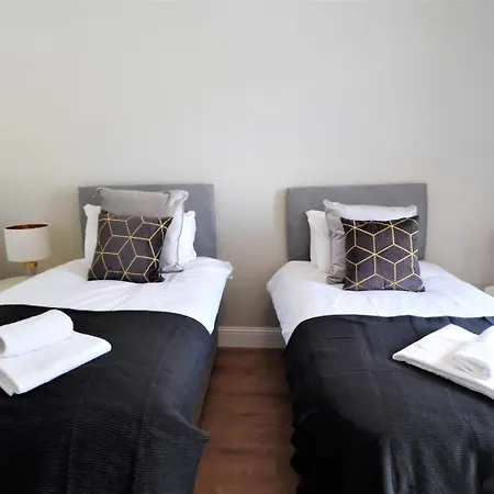 Signature - Langlands House Apartment Glasgow