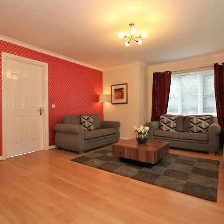 Signature - Angus House Apartment
