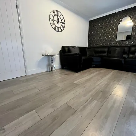 2 Bedroom At Secc Hydro Free Parking Apartmán *