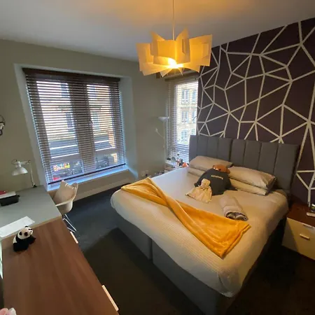 Apartment Anchored - Unique In Glasgow's West End *