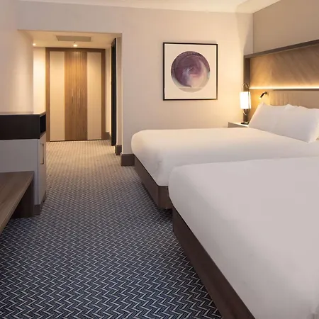 Hilton Hotel 4*