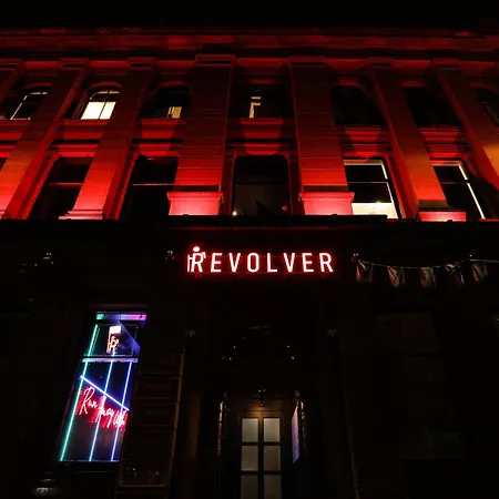Revolver 호텔