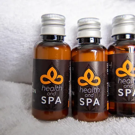 Pass The Keys Traditional 5 Bed Bellahouston Sleeps 10 Hotel