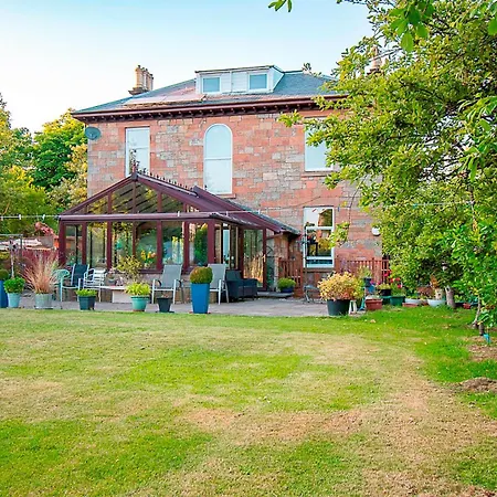 Hotel Pass The Keys Traditional 5 Bed Bellahouston Sleeps 10 3*