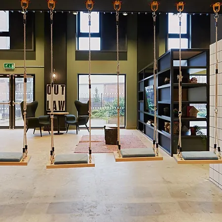 For Students Only Modern Studios In Glasgow West End *