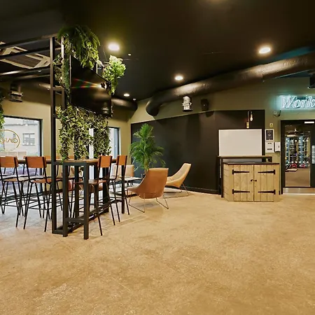 For Students Only Modern Studios In Glasgow West End Διαμέρισμα *