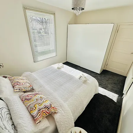 Appartement Cosy Stylish Home, Seperate Entrance Glasgow