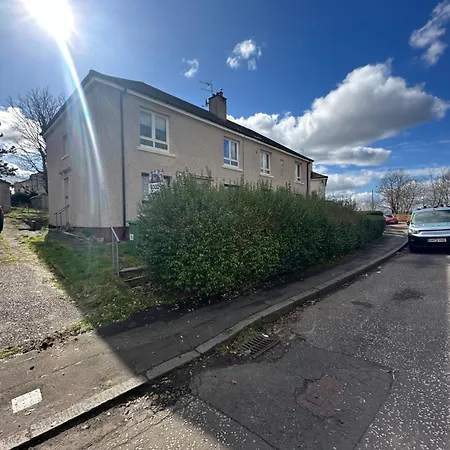 Cosy Stylish Home, Seperate Entrance * Glasgow