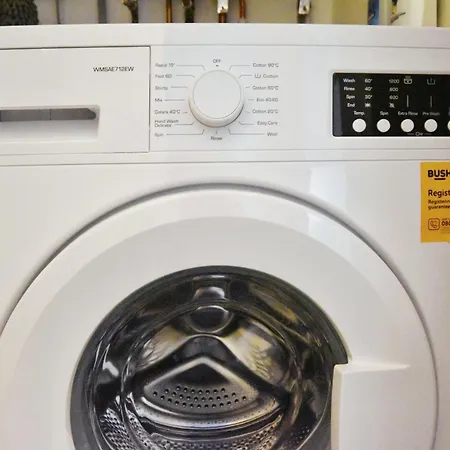 Modern Style , Separate Entrance * グラスゴー