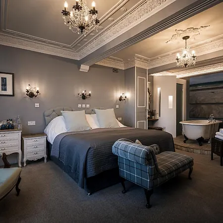 The Alamo 4* Glasgow