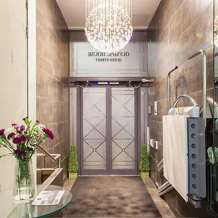 Premier George Square *