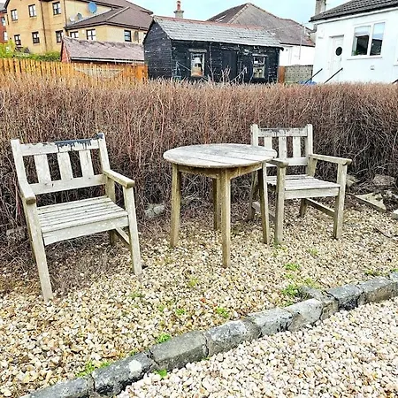 Charming 3-bed Oasis-free Parking Holiday home *