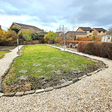 Holiday home Charming 3-bed Oasis-free Parking Glasgow