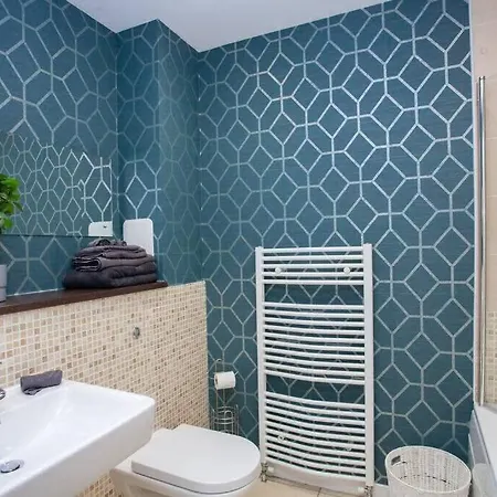 Apartament 1 Bedroom In Very Location