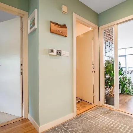 דירה Luxury Huge Modern Open Plan 2bedroom Flat - Free Private Parking & Balcony Located At The Ovo Hydro And Sec Centre גלאזגו