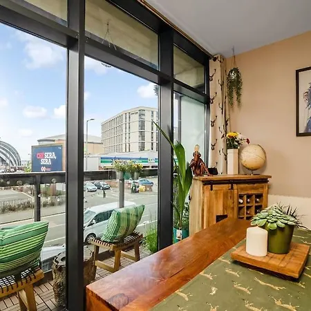 Apartament Luxury Huge Modern Open Plan 2bedroom Flat - Free Private Parking & Balcony Located At The Ovo Hydro And Sec Centre Glasgow