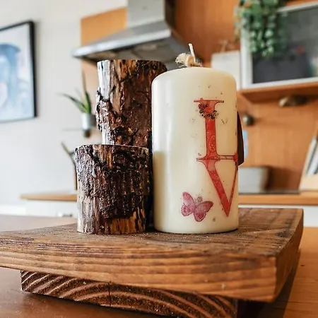 Luxury Huge Modern Open Plan 2bedroom Flat - Free Private Parking & Balcony Located At The Ovo Hydro And Sec Centre