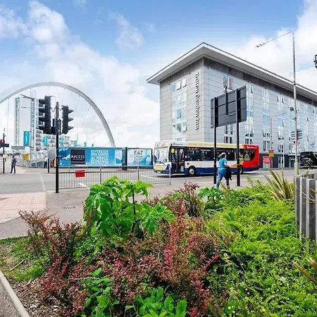 Apartament Luxury Huge Modern Open Plan 2bedroom Flat - Free Private Parking & Balcony Located At The Ovo Hydro And Sec Centre Glasgow