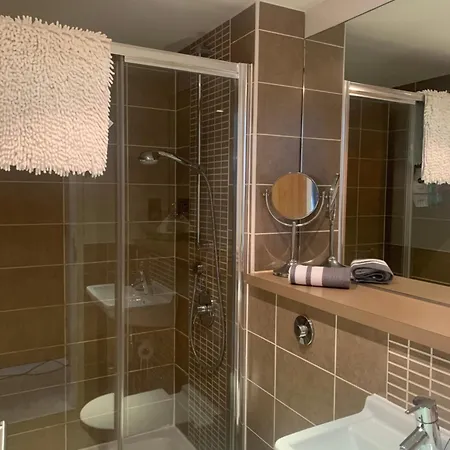 Apartment Merchant Luxury 2 Bedroom With Secure Parking Available On Request Glasgow