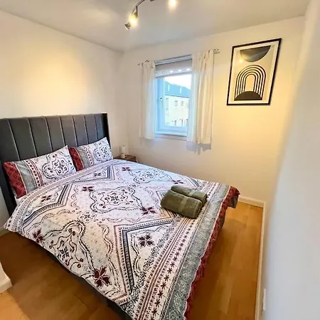 Holiday home Ideal 3 Bed In With Free Parking